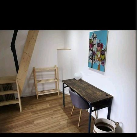 Duplex Refait A Neuf Dans Vieille Batisse Vila Prades  Exterior foto
